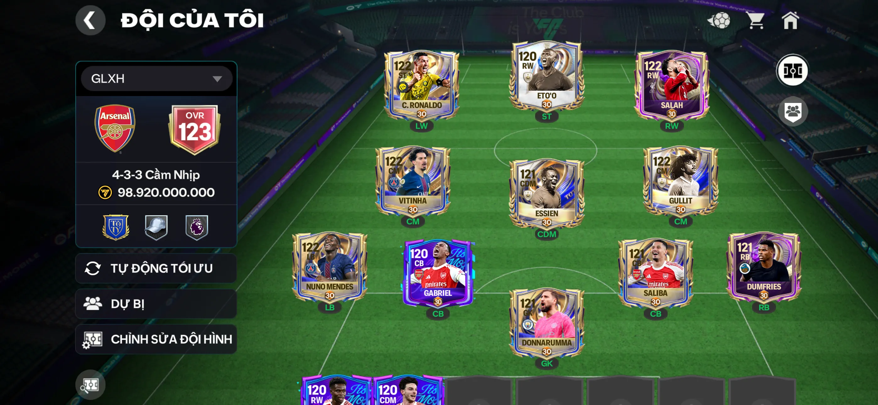 Ovr 123 Cr7 kẹp 4 cthu 117 Đã nâng max hết Còn siêu nhiều dự bị ngon cho ae , dư nhiều tài nguyên