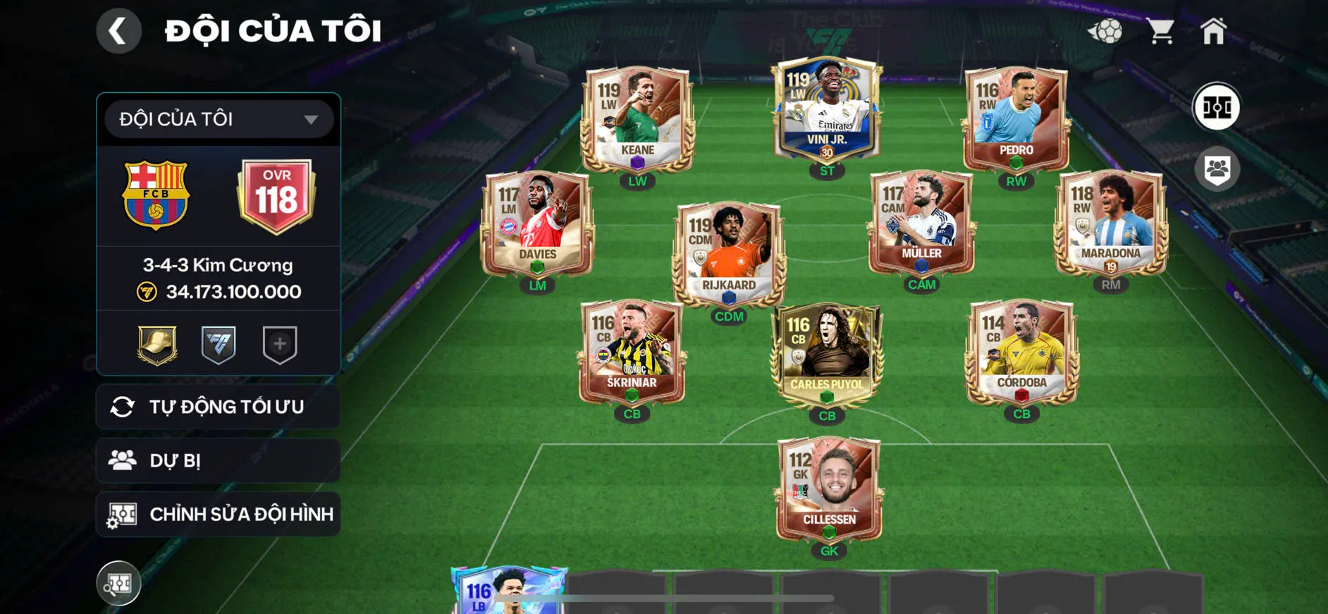 OVR 118,..Maradona + Vini + davies