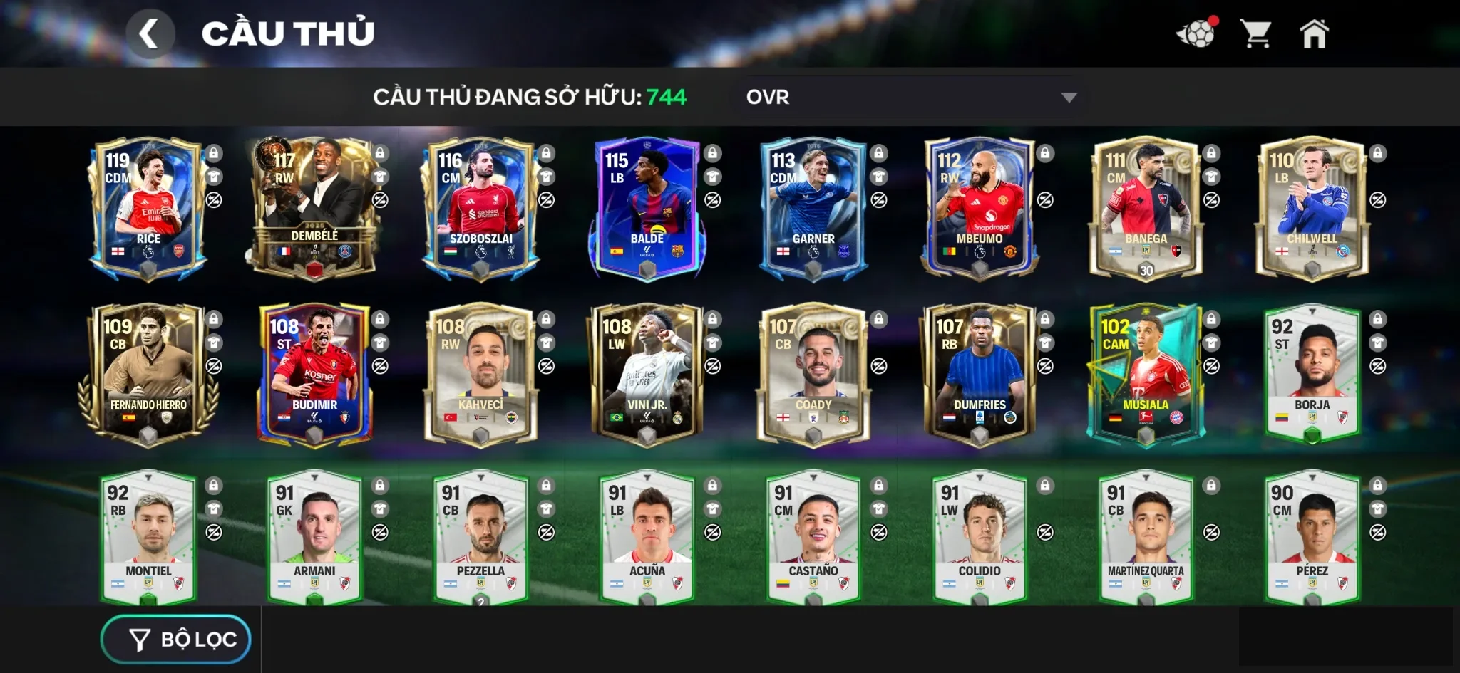 D. Rice tots mới ,3 rank chưa đá, còn nv 20k gem