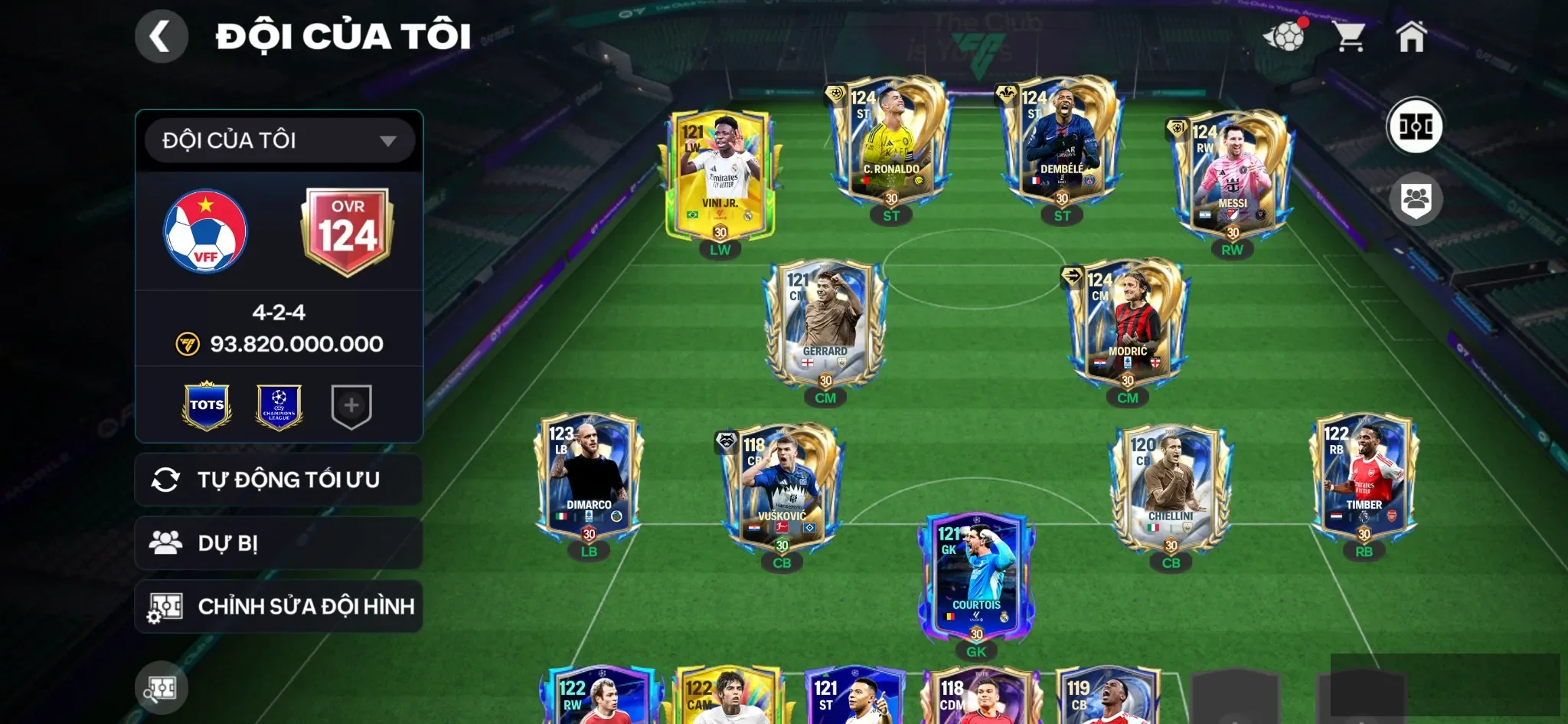 Ovr 124 Cr7 utot+ Dembele utot+ Messi utot+ Modric utot+ 1 cthu utot+ thêm 1 đội hình việt nam , dư 10k hp ,3 rank chưa đá