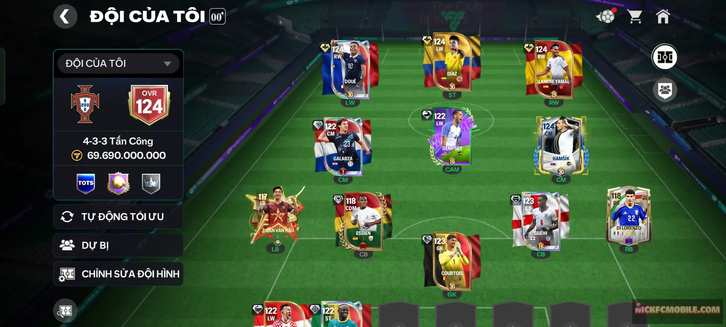 Đh ovr124 vài cầu thủ 119 ổn , nhiều 118 còn 3 rank chưa cày đc thêm 2k mảnh và nv 20k gems chưa cày ae về cày thêm là ổn