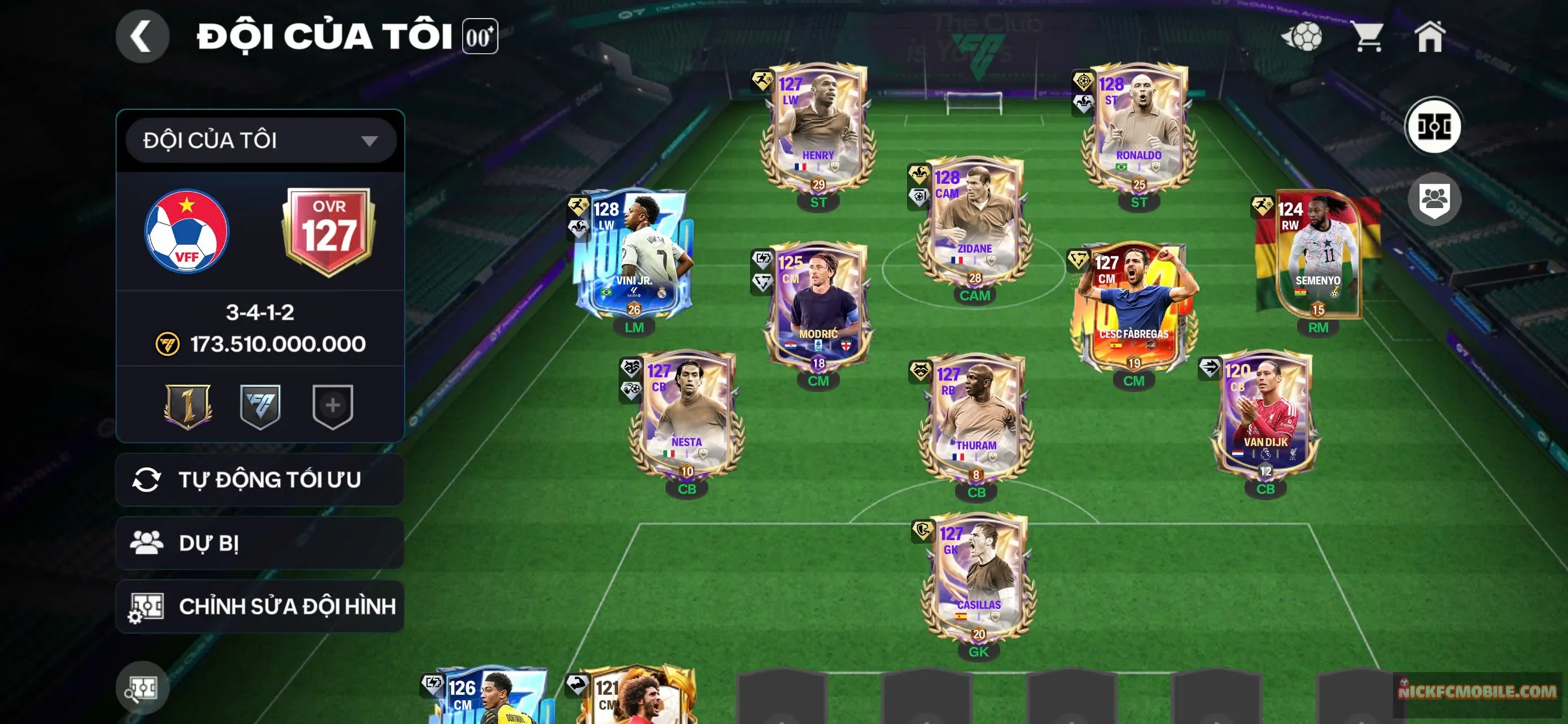 HN : OVR 127 + 3con 123 + dàn cầu thủ bán được.