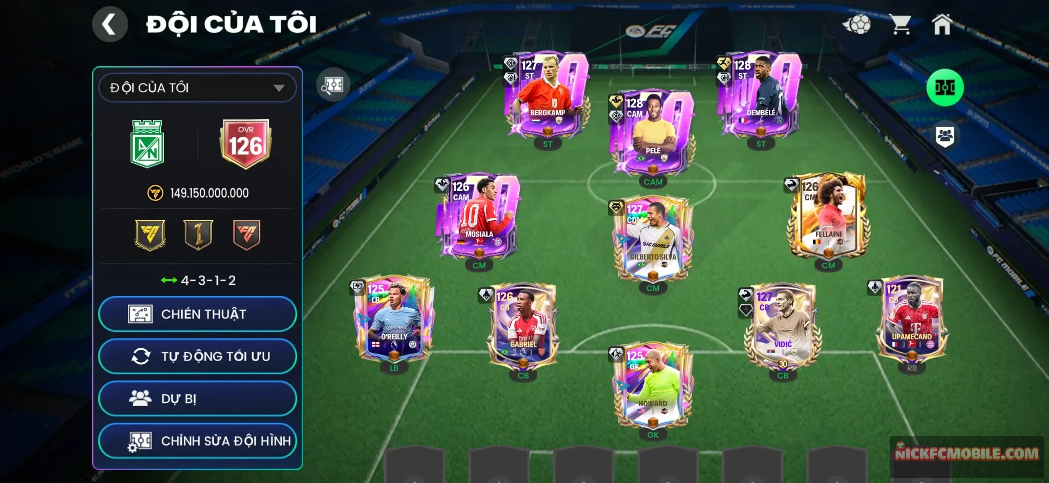 Dem + Pele + Vidic + GK ( bán được 6B5 coin )